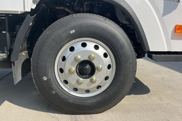 ��Ż�VR 2.2L���� 140���� ������5�� 3.2��˫�������ῨͼƬ