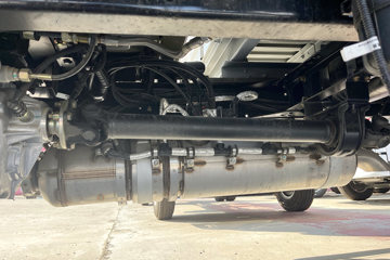 ��Ż�VR 2.2L���� 140���� ������5�� 3.2��˫�������ῨͼƬ