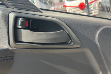 ��Ż�VR 2.3L���� 142���� ������5�� 4.2�׵��������ῨͼƬ