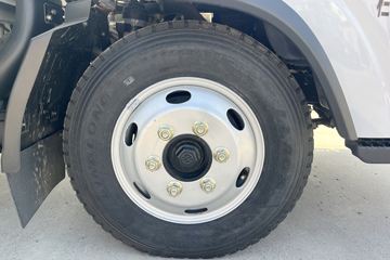 ��Ż�VR 2.3L���� 142���� ������5�� 4.2�׵��������ῨͼƬ