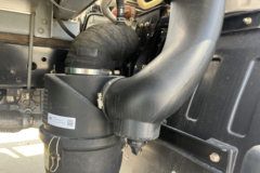 解放虎VR 2.3L柴油 142马力 万里扬5档 4.2米单排栏板轻卡