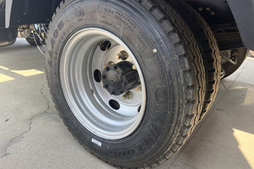 ��Ż�VR 2.3L���� 142���� ������5�� 4.2�׵��������ῨͼƬ