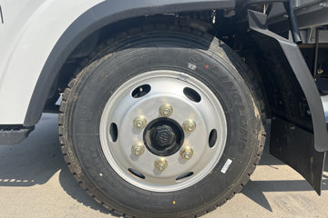 ��Ż�VR 2.3L���� 142���� ������5�� 4.2�׵��������ῨͼƬ