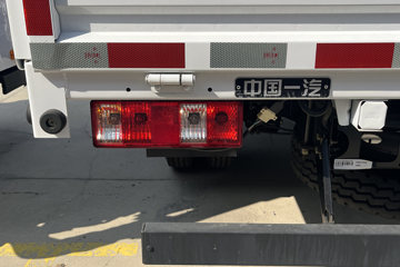 ��Ż�VR 2.3L���� 142���� ������5�� 4.2�׵��������ῨͼƬ