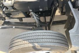 领途&nbsp;载货车底盘                                                图片