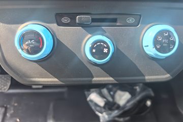 Զ�� ����F1E 2023�� 3.0T 3.05�׵��Ŵ��綯��ʽ΢��46.08kWhͼƬ