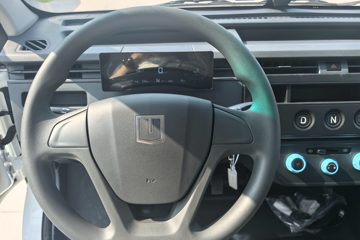 Զ�� ����F1E 2023�� 3.0T 3.05�׵��Ŵ��綯��ʽ΢��46.08kWhͼƬ