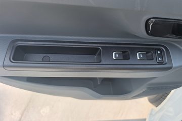 Զ�� ����F1E 2023�� 3.0T 3.05�׵��Ŵ��綯��ʽ΢��46.08kWhͼƬ