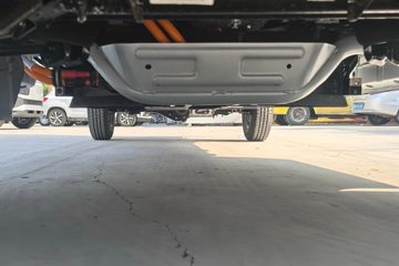 Զ�� ����F1E 2023�� 3.0T 3.05�׵��Ŵ��綯��ʽ΢��46.08kWhͼƬ