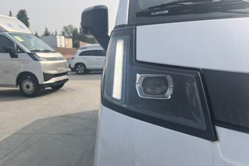 Զ�� ȫ������V7E 2025�� �ǻ۰� 2�� ���綯��ջ��� ��о51.4kWhͼƬ