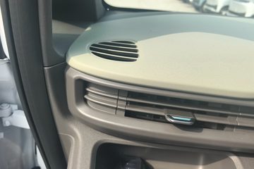 Զ�� ȫ������V7E 2025�� �ǻ۰� 2�� ���綯��ջ��� ��о51.4kWhͼƬ