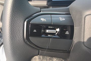 Զ�� ȫ������V7E 2025�� �ǻ۰� 2�� ���綯��ջ��� ��о51.4kWhͼƬ