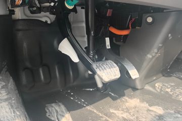 Զ�� ȫ������V7E 2025�� �ǻ۰� 2�� ���綯��ջ��� ��о51.4kWhͼƬ