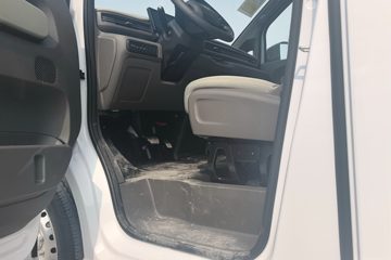 Զ�� ȫ������V7E 2025�� �ǻ۰� 2�� ���綯��ջ��� ��о51.4kWhͼƬ