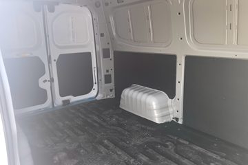 Զ�� ȫ������V7E 2025�� �ǻ۰� 2�� ���綯��ջ��� ��о51.4kWhͼƬ