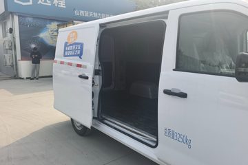 Զ�� ȫ������V7E 2025�� �ǻ۰� 2�� ���綯��ջ��� ��о51.4kWhͼƬ