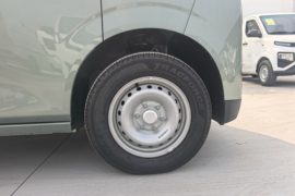 全新星享V7E功能版&nbsp;电动封闭厢货外观图片