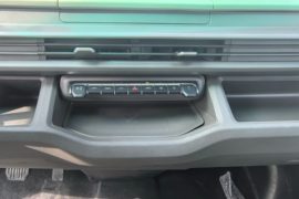 全新星享V7E功能版&nbsp;电动封闭厢货驾驶室图片