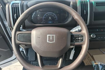 Զ�� ����H8E ���˰� 4.5T 4.1�׵��Ŵ��綯��դʽ�Ῠ81.14kWhͼƬ