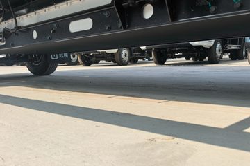 Զ�� ����H8E ���˰� 4.5T 4.1�׵��Ŵ��綯��դʽ�Ῠ81.14kWhͼƬ