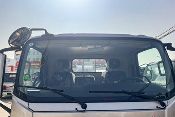�����; ��ҫ�� 2.2L���� 150���� ������6�� 4.2�׵��������ῨͼƬ