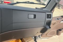 解放领途 星耀版 2.2L柴油 150马力 万里扬6档 4.2米单排栏板轻卡