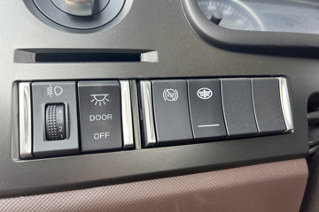 �����; ��ҫ�� 2.2L���� 150���� ������6�� 4.2�׵��������ῨͼƬ