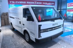 抢购在行动！东莞市鑫源E3L电动封闭厢货降价大放送，立降1.6万