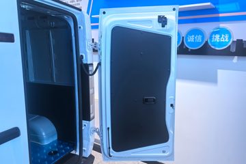 SRM��ԴE3L 2025�� ʵ���� 2�� ���綯��ջ��� ����ʱ��41.86kWhͼƬ