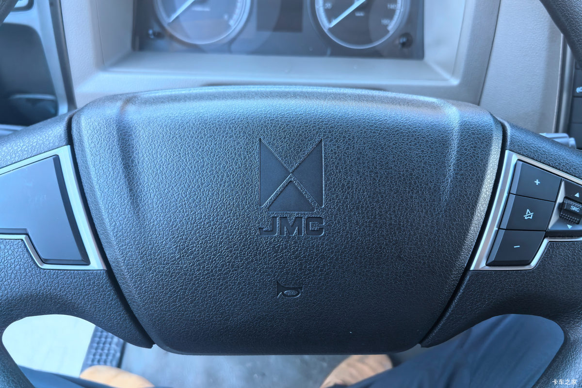 ���徭�俭�� ���� 2.5L���� 122���� 4.08�׵�����ʽ�Ῠ��ʻ��                                               