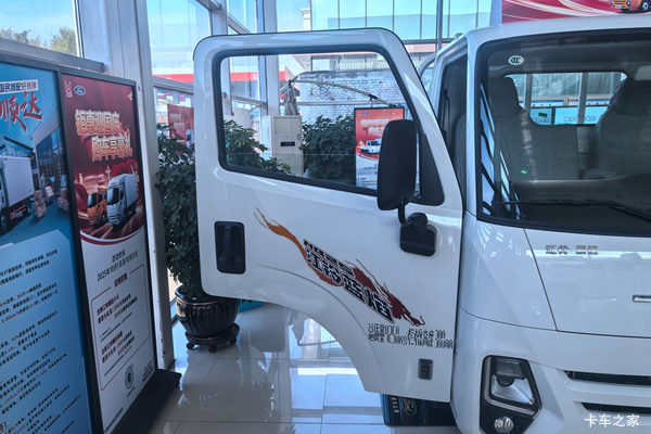 优惠0.3万 深圳市全新顺达载货车火热促销中