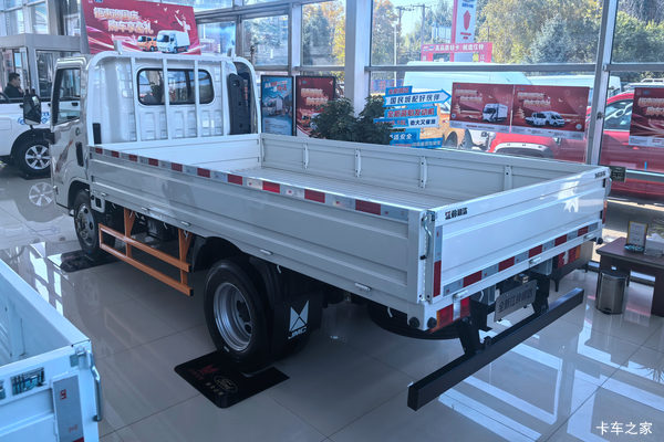 优惠0.3万 深圳市全新顺达载货车火热促销中