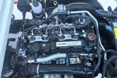 江铃全新顺达 标准款 2.5L柴油 136马力 万里扬5档 3.7米单排栏板轻卡