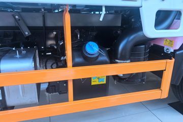 ����ȫ��˳�� ��׼�� 2.5L���� 136���� ������5�� 3.7�׵��������ῨͼƬ