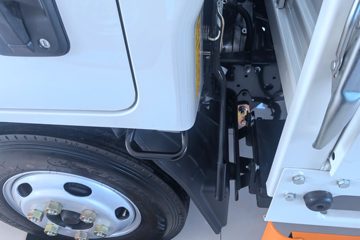 ����ȫ��˳�� ��׼�� 2.5L���� 136���� ������5�� 3.7�׵��������ῨͼƬ