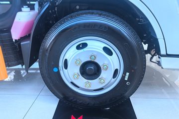 ����ȫ��˳�� ��׼�� 2.5L���� 136���� ������5�� 3.7�׵��������ῨͼƬ