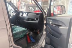 福田 祥菱V2 1.6L 122马力 汽油 2.7米双排栏板微卡