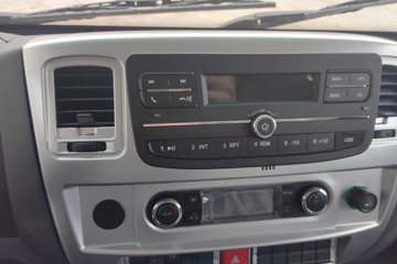 �й������ɶ����ó�V1 2.5L���� 170���� ������8��  2.9����ж��ͼƬ