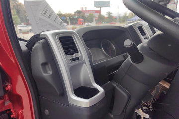 �й������ɶ����ó�V1 2.5L���� 170���� ������8��  2.9����ж��ͼƬ