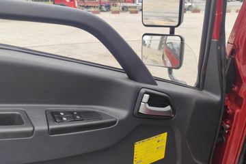 �й������ɶ����ó�V1 2.5L���� 170���� ������8��  2.9����ж��ͼƬ