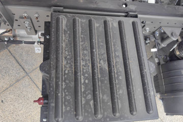 �й������ɶ����ó�V1 2.5L���� 170���� ������8��  2.9����ж��ͼƬ