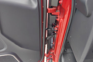 �й������ɶ����ó� V3 3L���� 170���� 4X2 ��ʿ��8�� 3.94���Ű���ж��ͼƬ