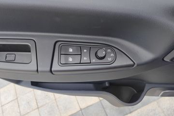 �й������ɶ����ó� V3 3L���� 170���� 4X2 ��ʿ��8�� 3.94���Ű���ж��ͼƬ