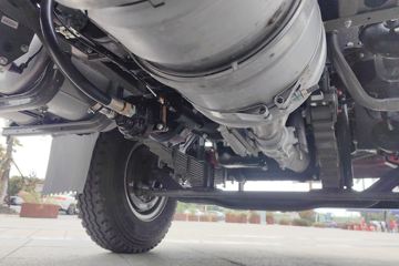 �й������ɶ����ó� V3 3L���� 170���� 4X2 ��ʿ��8�� 3.94���Ű���ж��ͼƬ