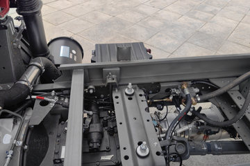 �й������ɶ����ó� V3 3L���� 170���� 4X2 ��ʿ��8�� 3.94���Ű���ж��ͼƬ