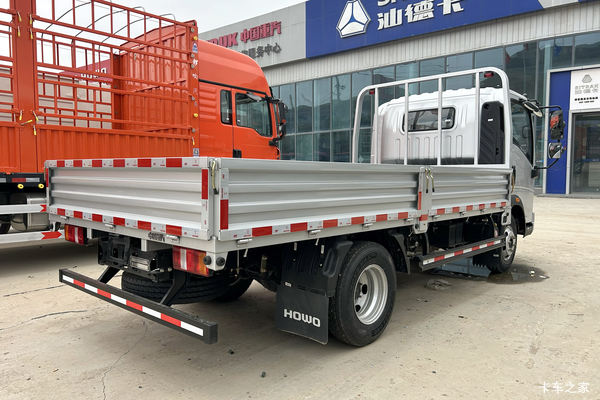 本次“重汽HOWO轻卡 载货车 悍将M优惠促销活动”