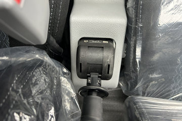 ����HOWO����M 2.3L���� 140���� ������6�� 4.15�׵��������ῨͼƬ