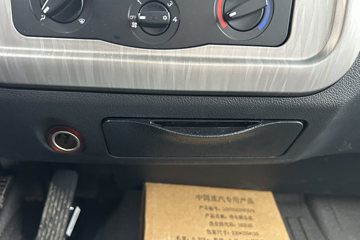 ����HOWO����M 2.3L���� 140���� ������6�� 4.15�׵��������ῨͼƬ