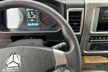 ����HOWO����M 2.3L���� 140���� ������6�� 4.15�׵��������ῨͼƬ