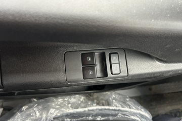 ����HOWO����M 2.3L���� 140���� ������6�� 4.15�׵��������ῨͼƬ